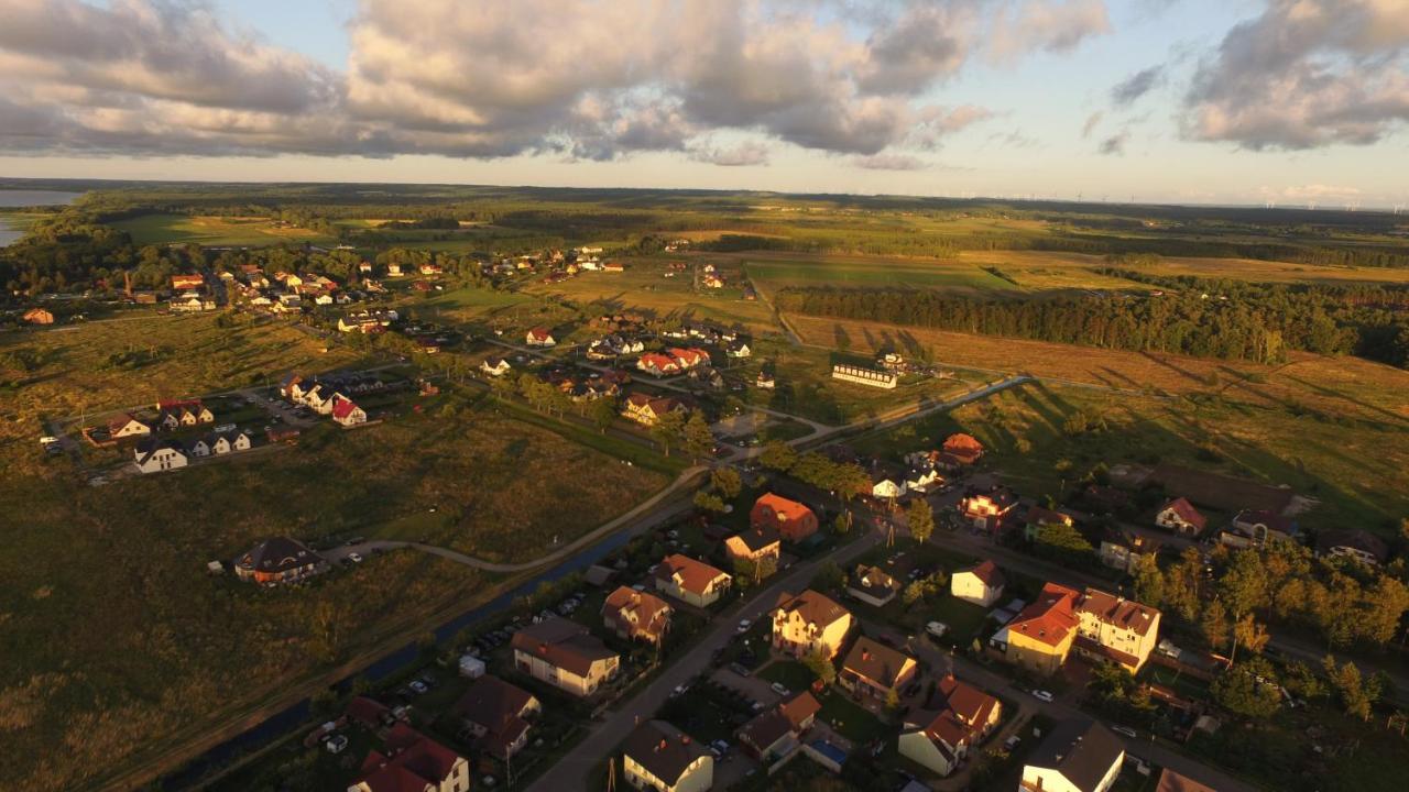 Na Fali Pokoje Goscinne Łeba Eksteriør billede